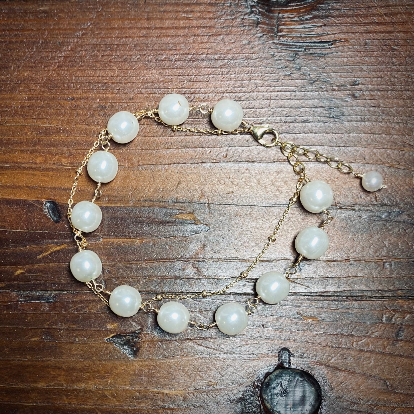 Dual-Layered Pearl Bracelet