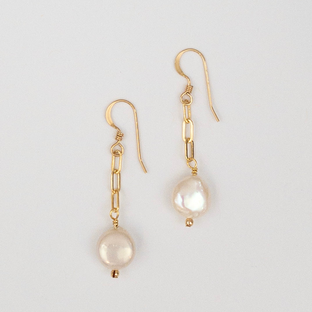 Paperclip Chain Flat Button Pearl Earrings