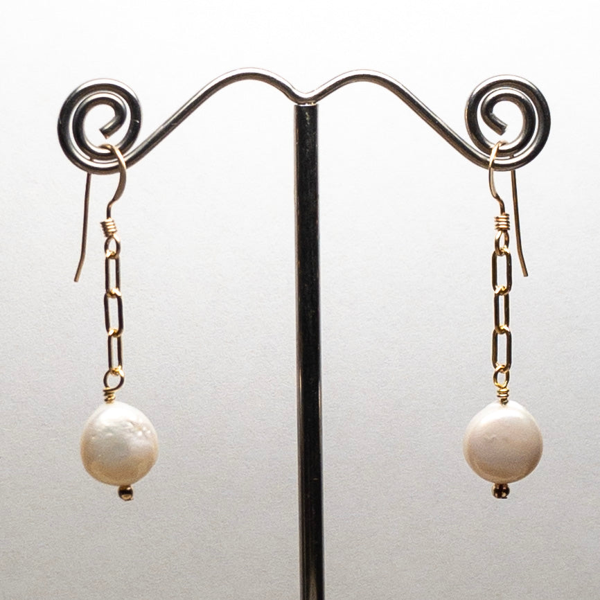 Paperclip Chain Flat Button Pearl Earrings